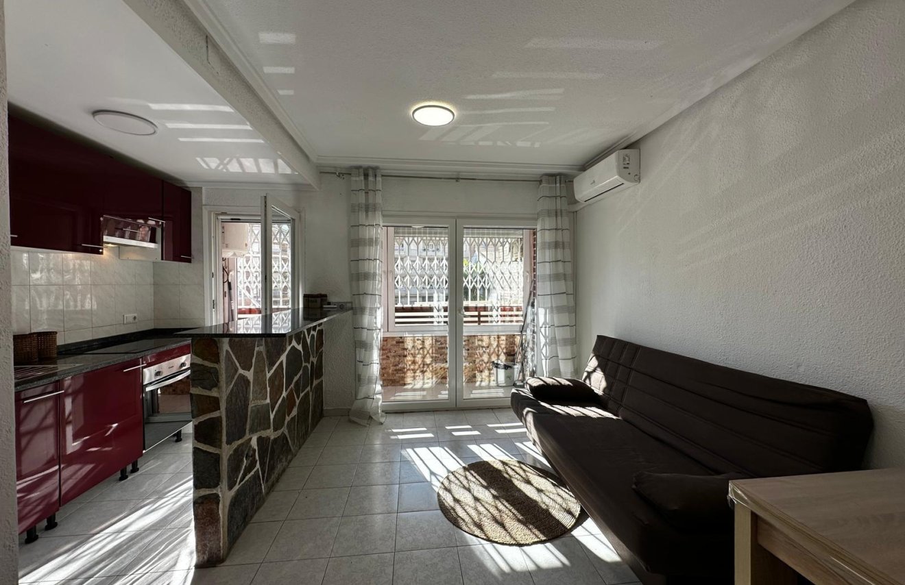 Resale - Apartamento - Torrevieja - torrevieja