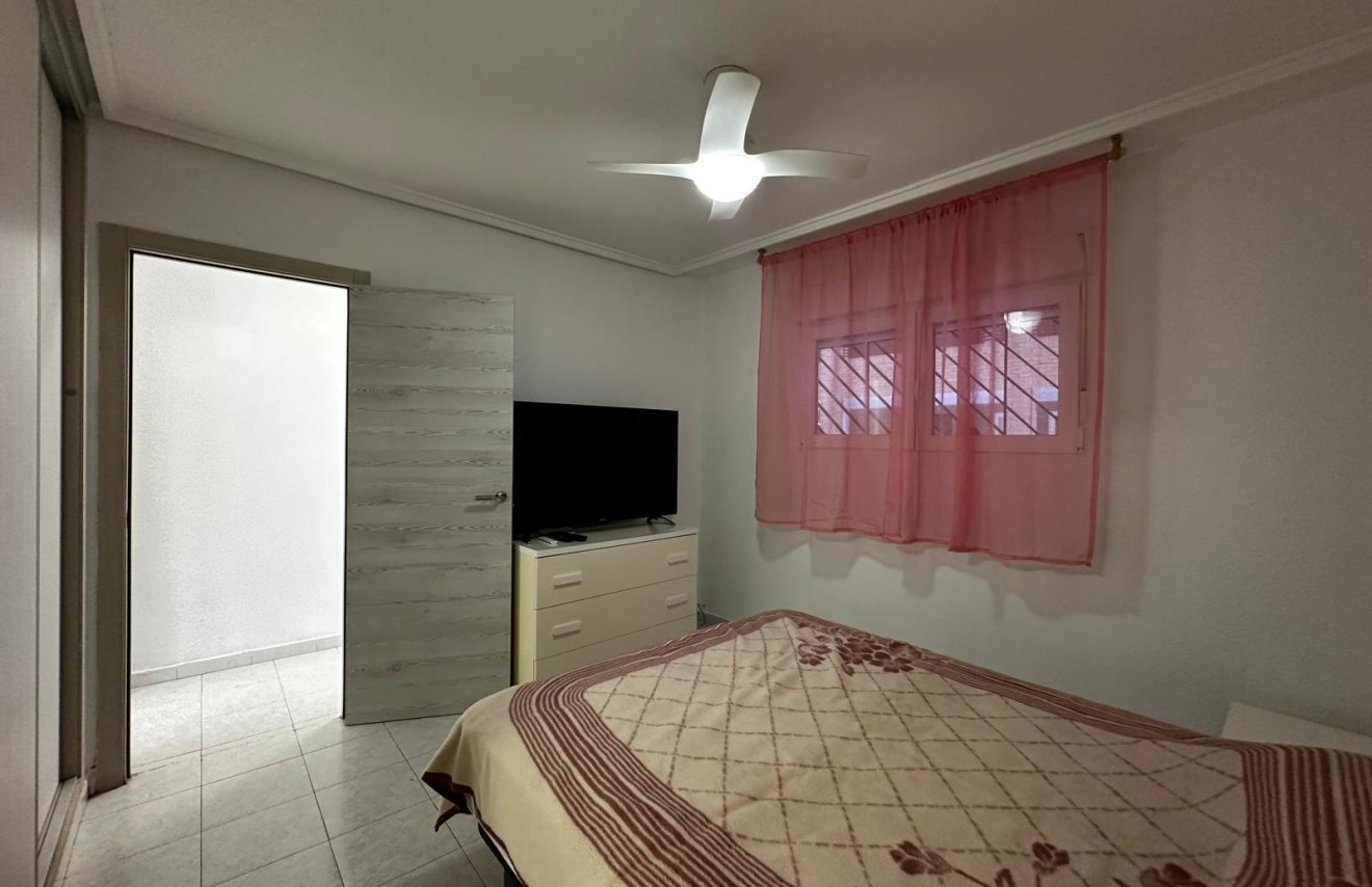 Resale - Apartamento - Torrevieja - torrevieja