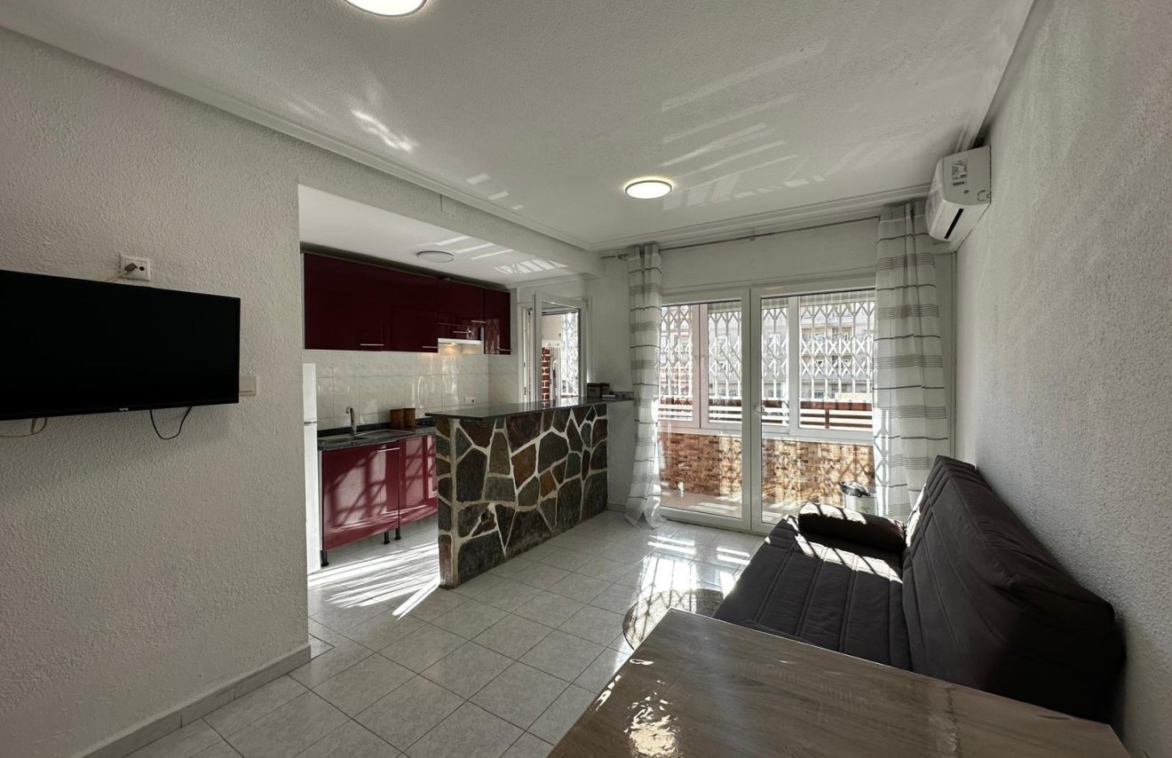 Resale - Apartamento - Torrevieja - torrevieja