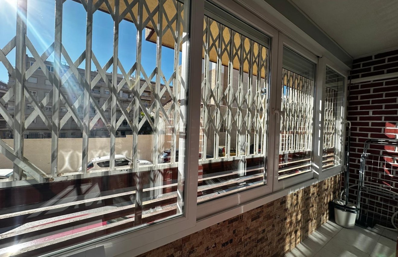 Resale - Apartamento - Torrevieja - torrevieja