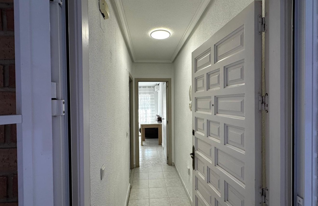 Resale - Apartamento - Torrevieja - torrevieja