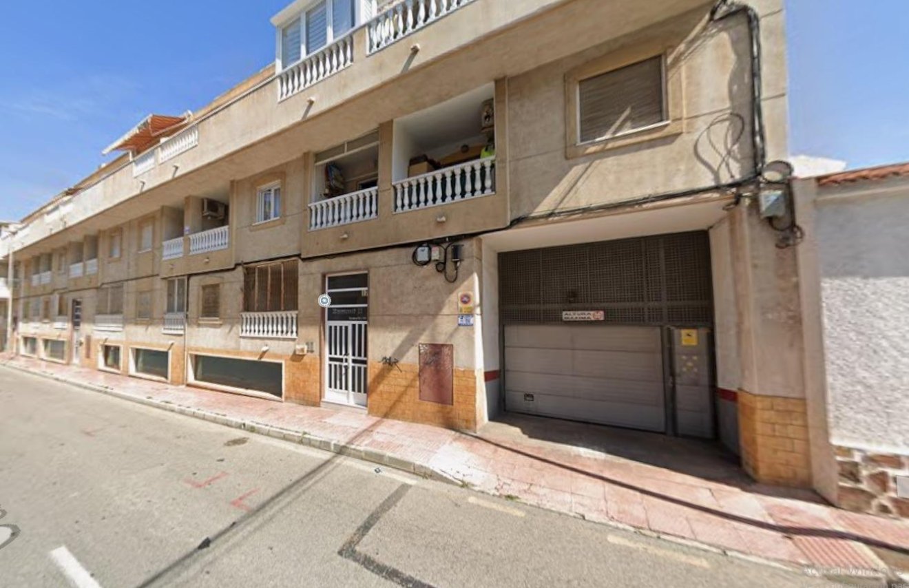 Reventa - Garaje - Torrevieja - Centro