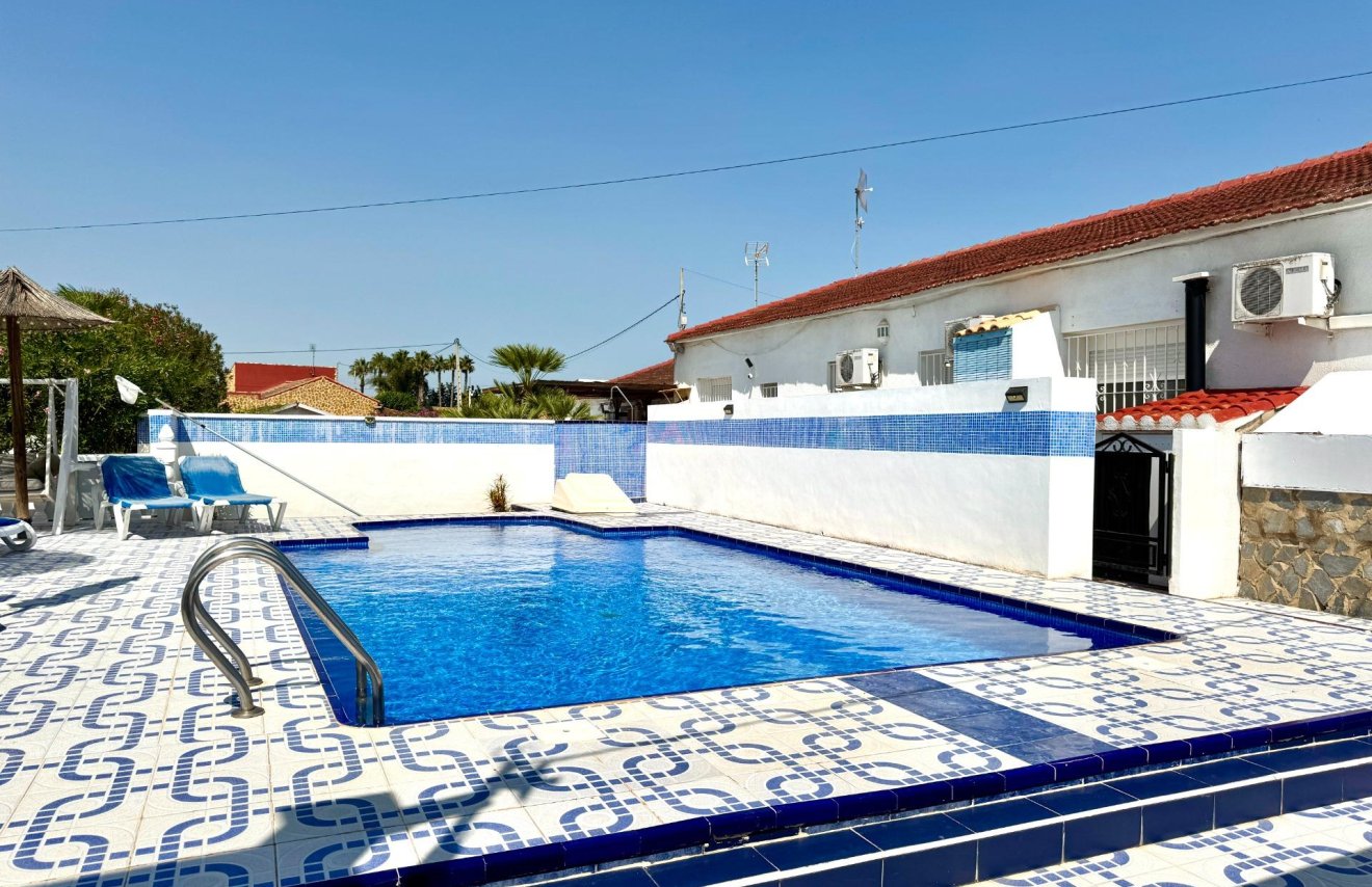 Resale - Villa - Dolores - Comunidad valenciana