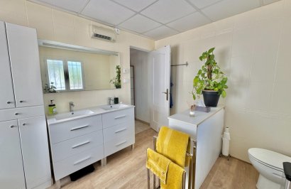 Resale - Villa - Dolores - Comunidad valenciana