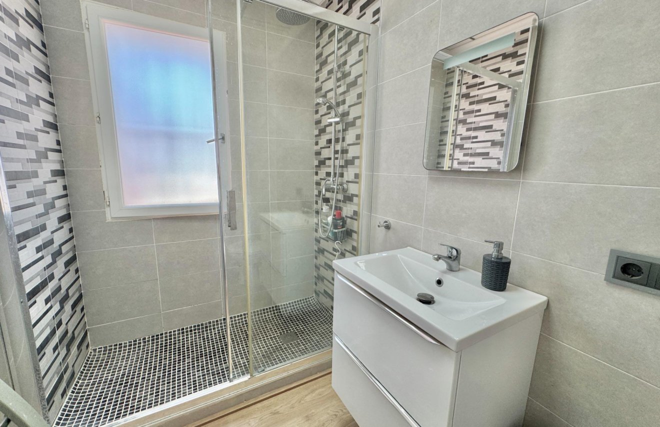 Resale - Villa - Dolores - Comunidad valenciana