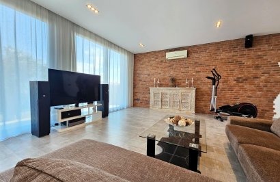 Reventa - Villa de Lujo - Torrevieja - Los Angeles
