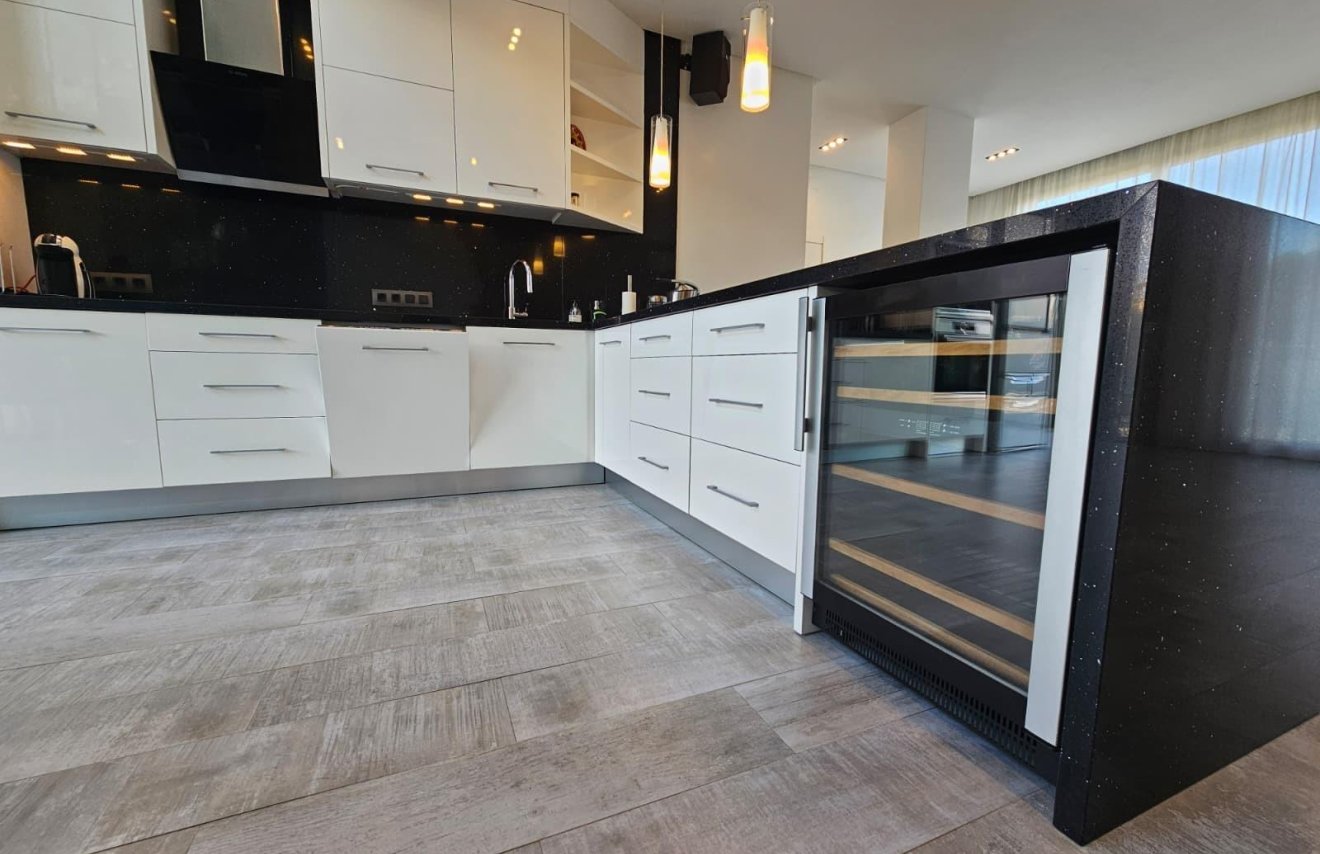 Reventa - Villa de Lujo - Torrevieja - Los Angeles