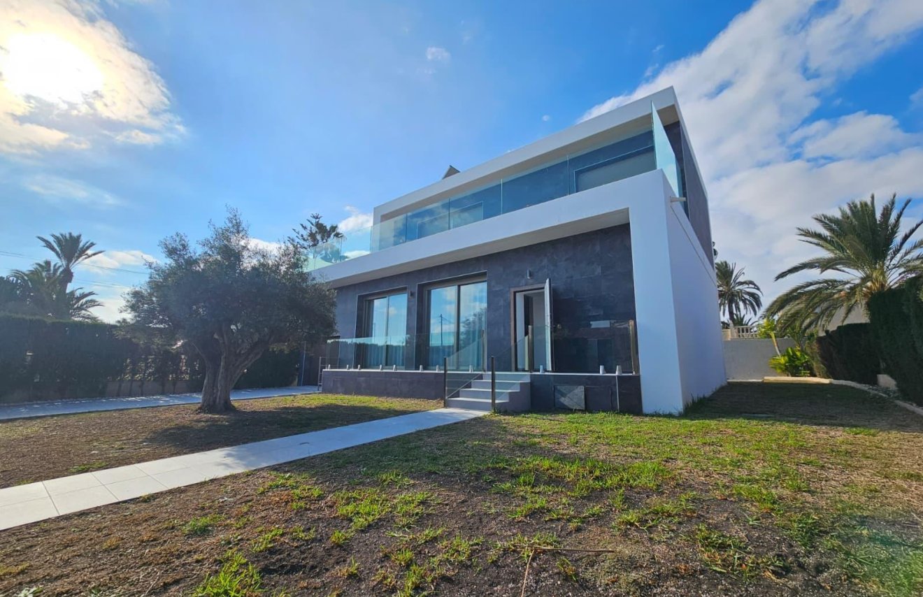 Reventa - Villa de Lujo - Torrevieja - Los Angeles