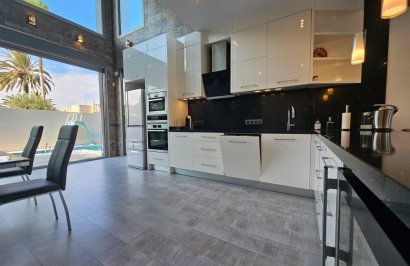 Reventa - Villa de Lujo - Torrevieja - Los Angeles