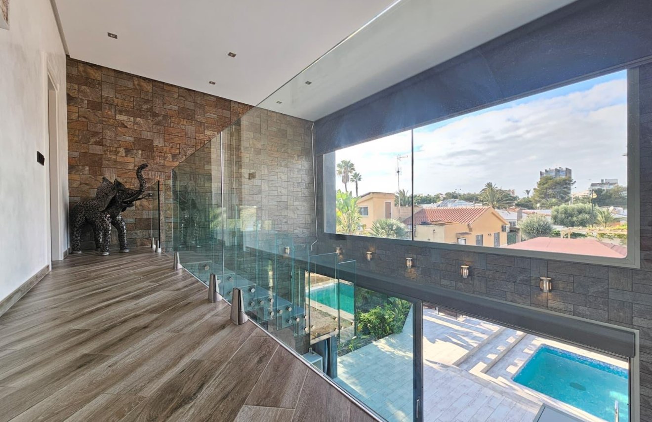 Reventa - Villa de Lujo - Torrevieja - Los Angeles