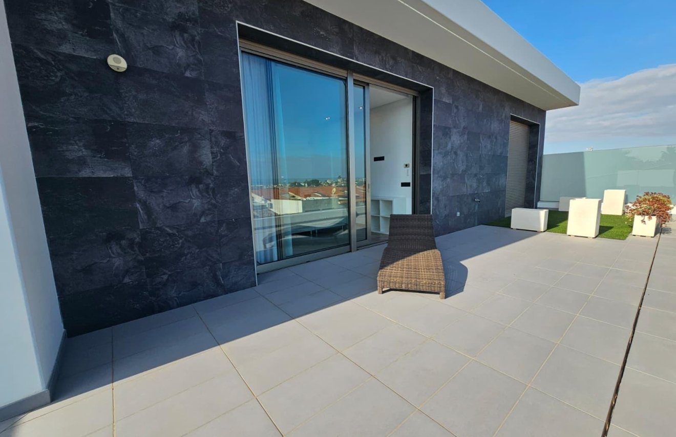 Reventa - Villa de Lujo - Torrevieja - Los Angeles