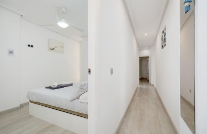 Reventa - Apartamento - Torrevieja - Playa de los Locos