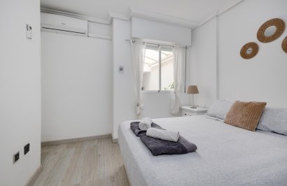 Reventa - Apartamento - Torrevieja - Playa de los Locos