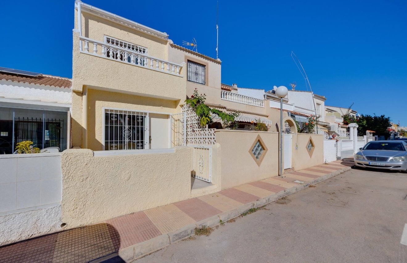 Reventa - Casa Tipo Dúplex - Torrevieja - El limonar