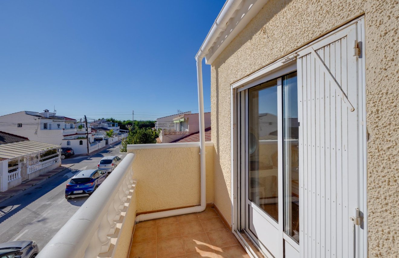 Reventa - Casa Tipo Dúplex - Torrevieja - El limonar