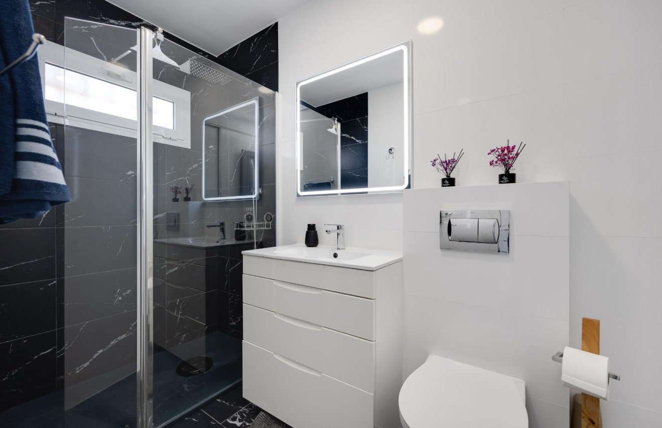 Revente - Apartamento - Torrevieja - La Mata