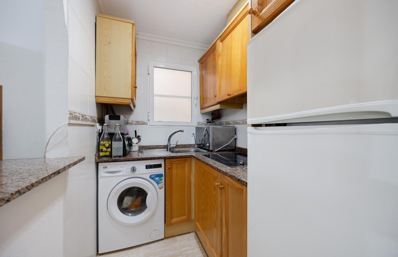 Resale - Apartamento - Torrevieja - Centro