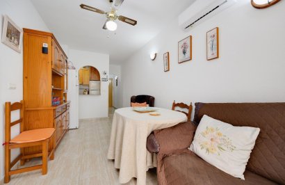 Resale - Apartamento - Torrevieja - Centro