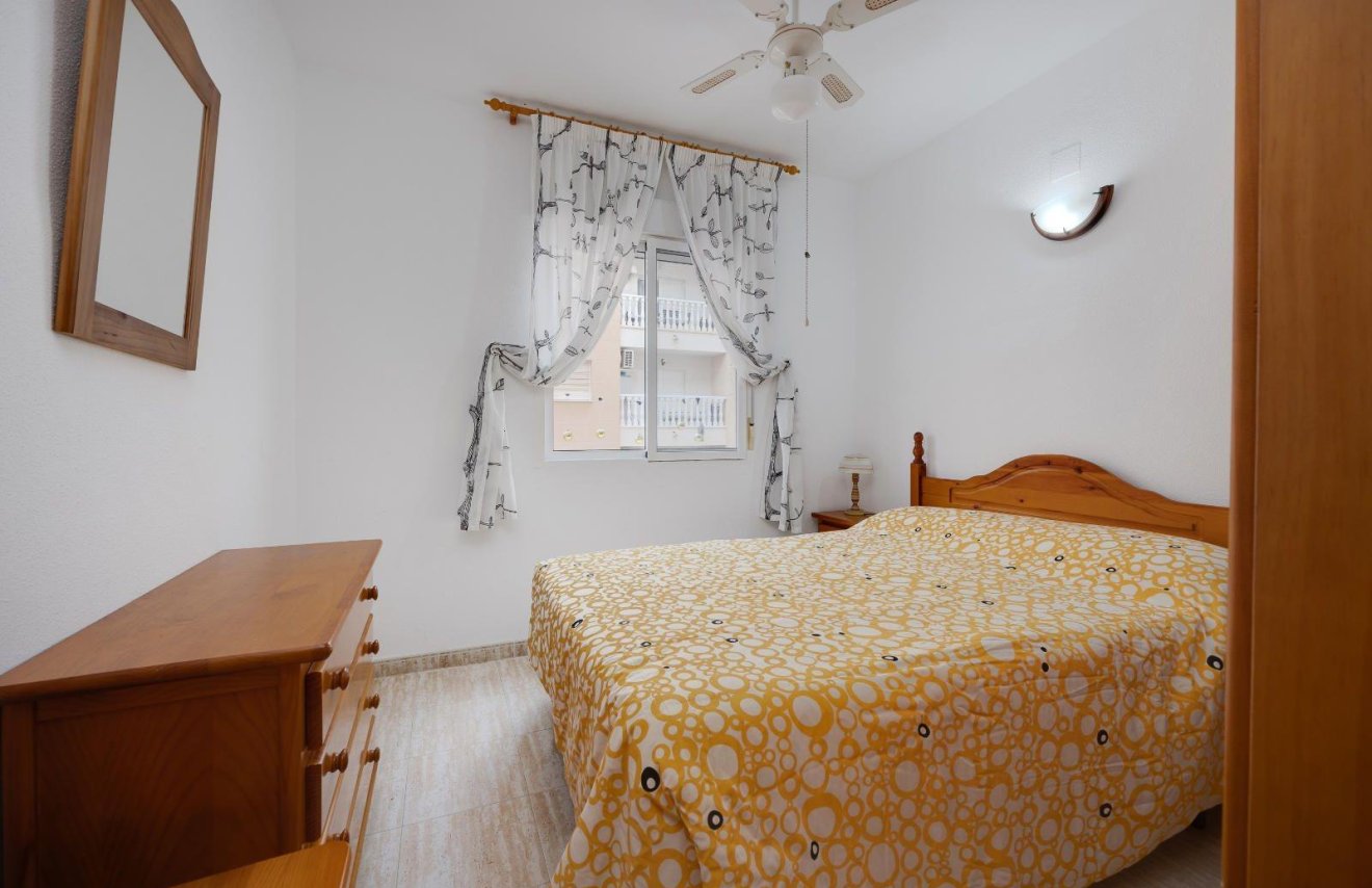 Resale - Apartamento - Torrevieja - Centro