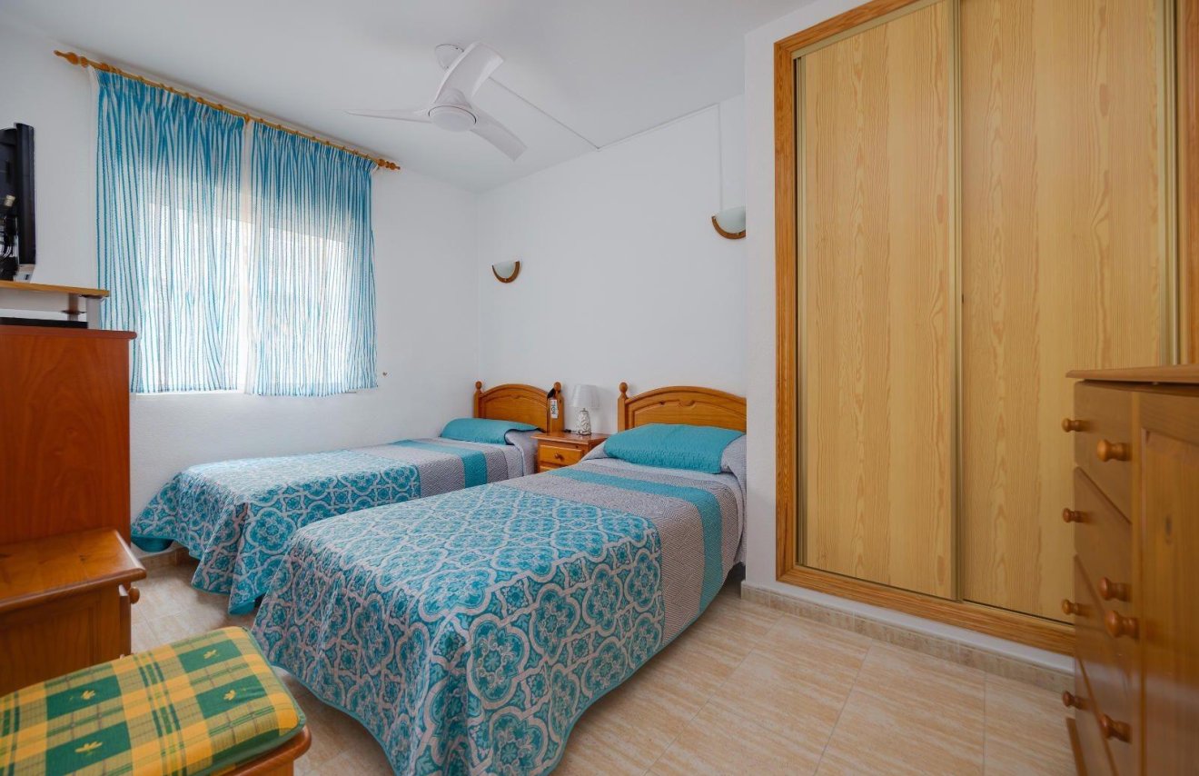 Resale - Apartamento - Torrevieja - Centro