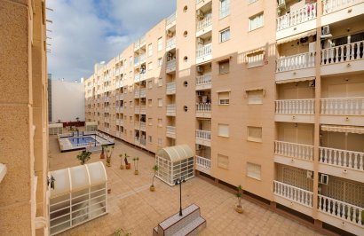 Resale - Apartamento - Torrevieja - Centro