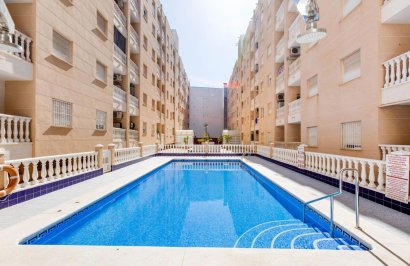 Resale - Apartamento - Torrevieja - Centro