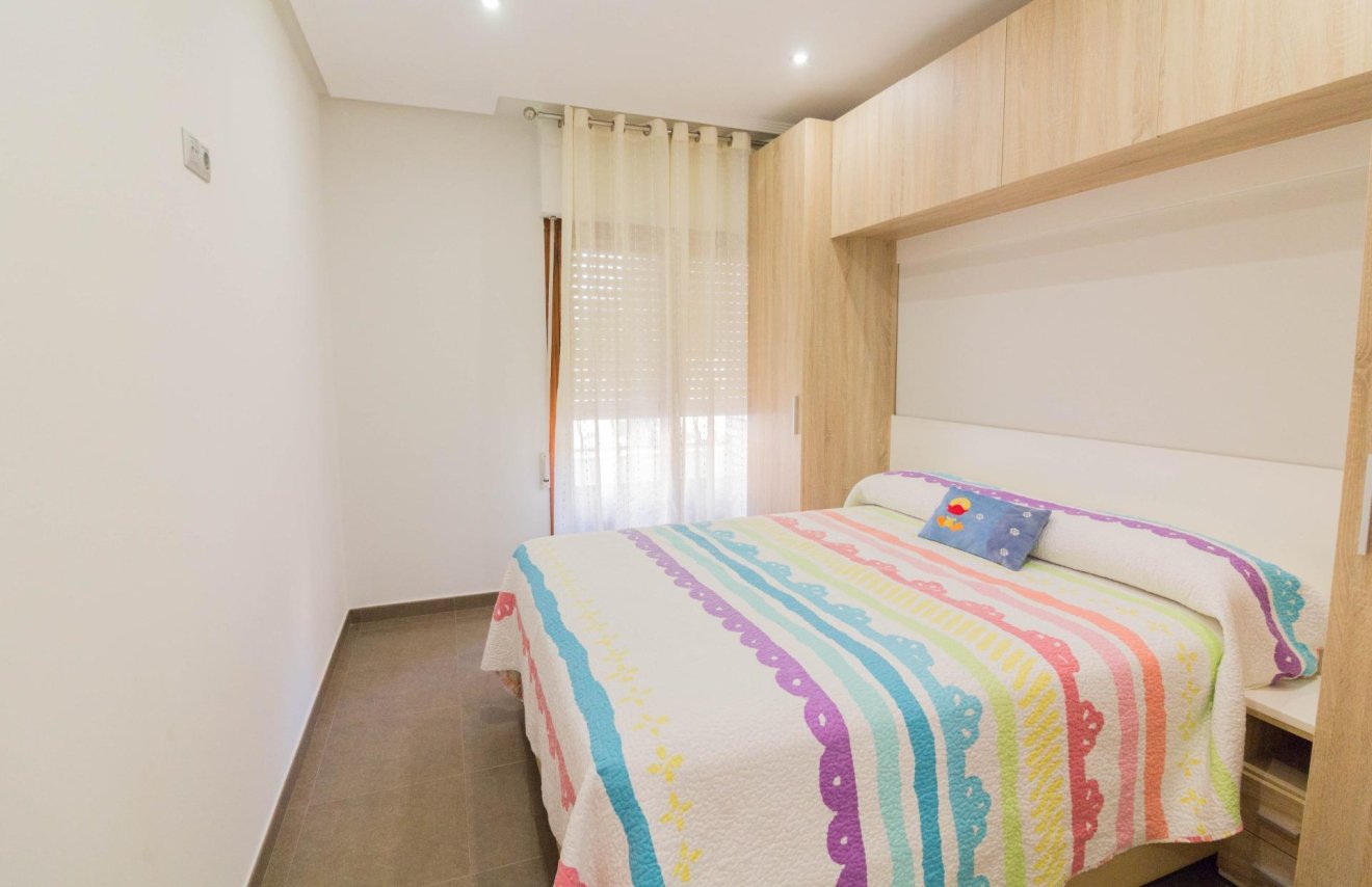 Location à long terme - Piso - Redován - Ayuntamiento