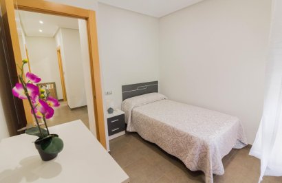 Location à long terme - Piso - Redován - Ayuntamiento