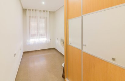 Location à long terme - Piso - Redován - Ayuntamiento