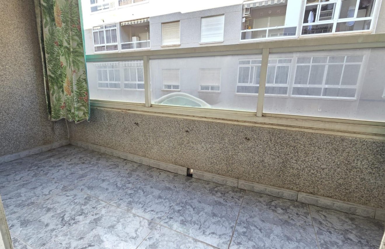 Revente - Apartamento - Torrevieja - Centro