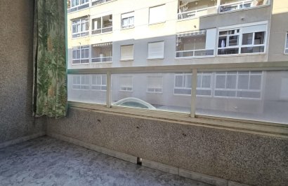 Revente - Apartamento - Torrevieja - Centro