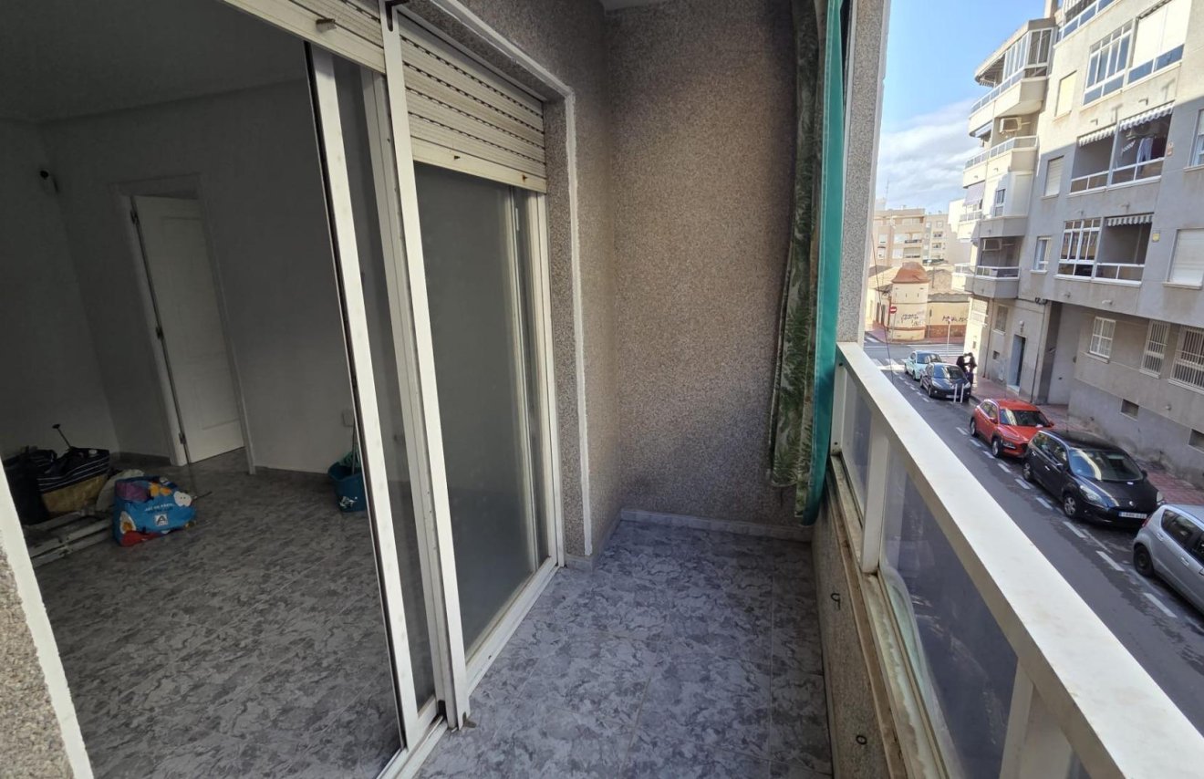 Revente - Apartamento - Torrevieja - Centro