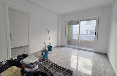 Revente - Apartamento - Torrevieja - Centro