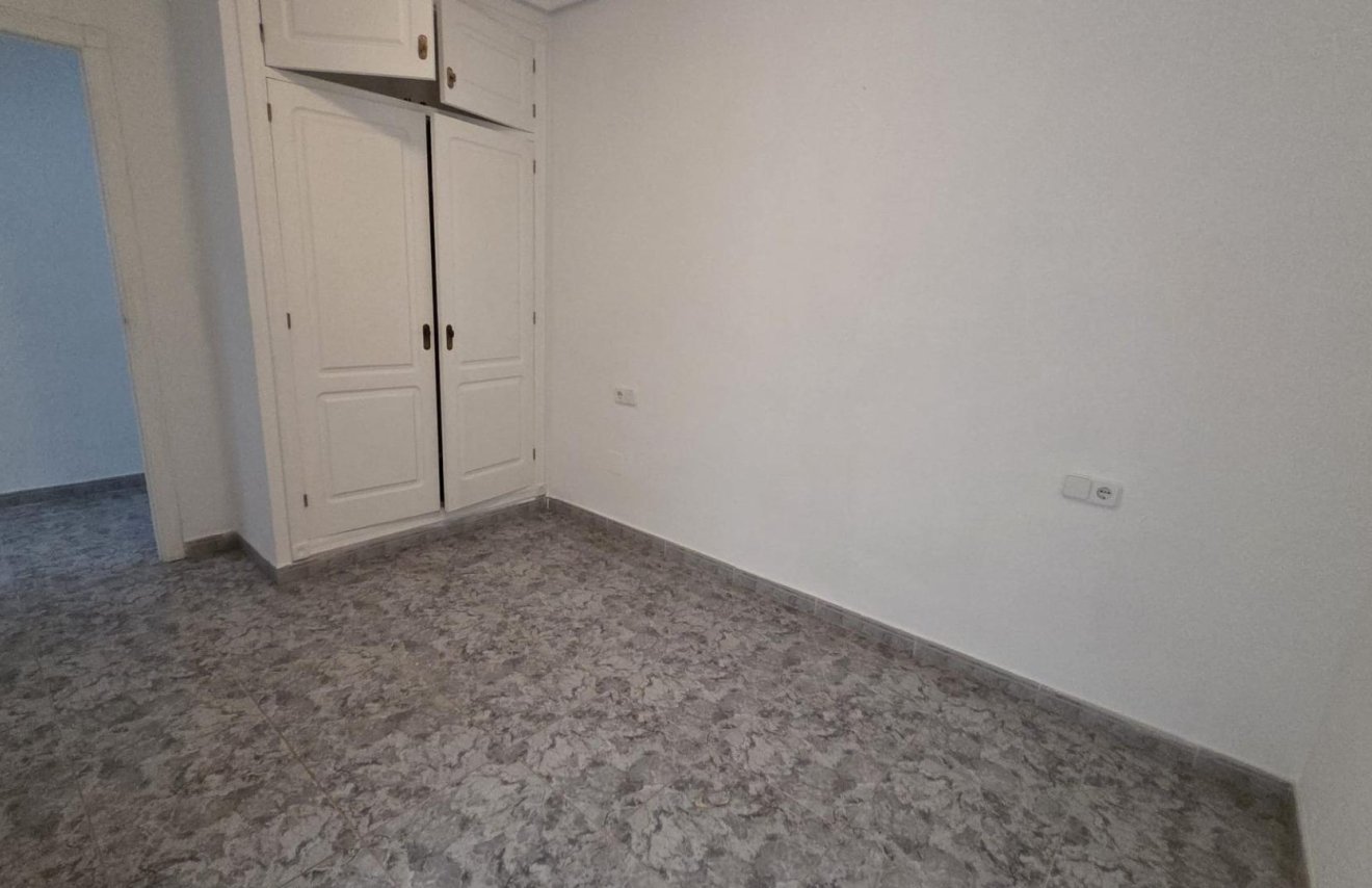 Revente - Apartamento - Torrevieja - Centro