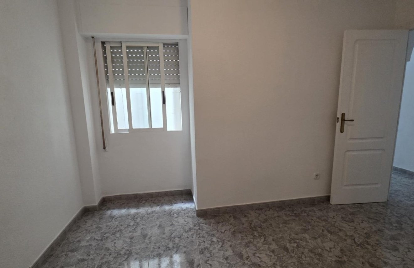 Revente - Apartamento - Torrevieja - Centro