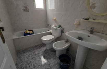 Revente - Apartamento - Torrevieja - Centro