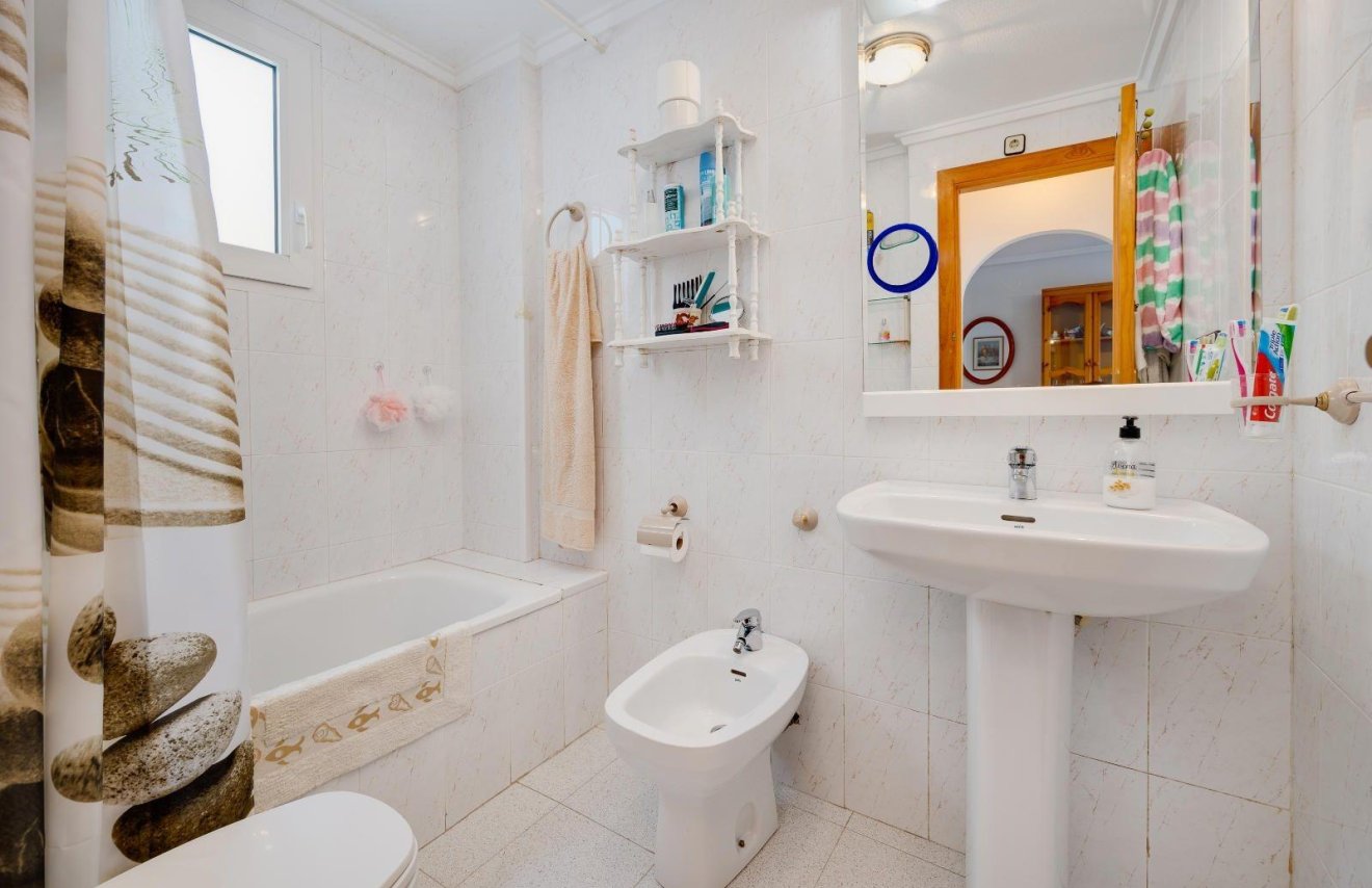 Reventa - Apartamento - Torrevieja - Acequion