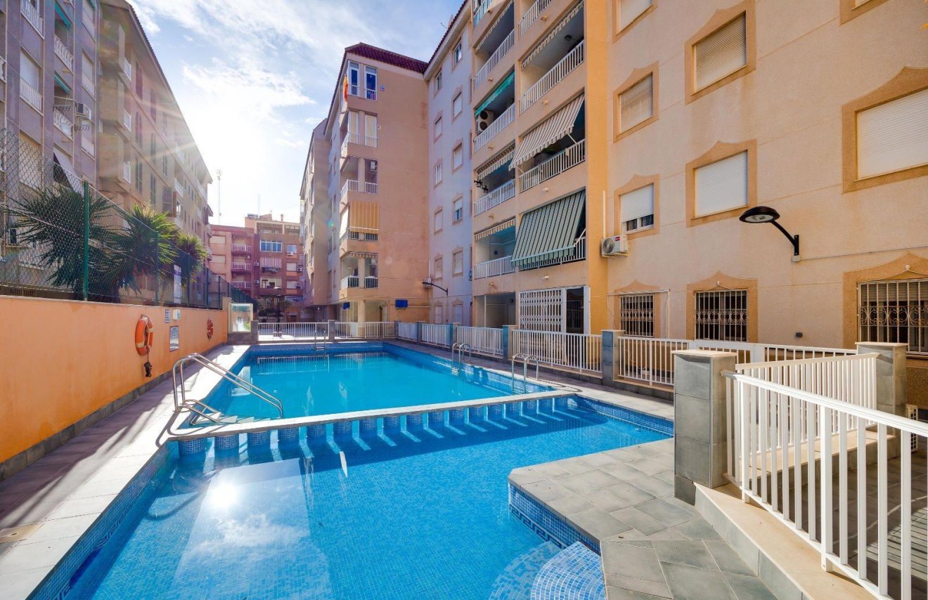 Reventa - Apartamento - Torrevieja - Acequion