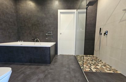 Reventa - Villa de Lujo - Torrevieja - Los Angeles