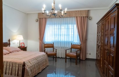 Resale - Chalet - Santomera