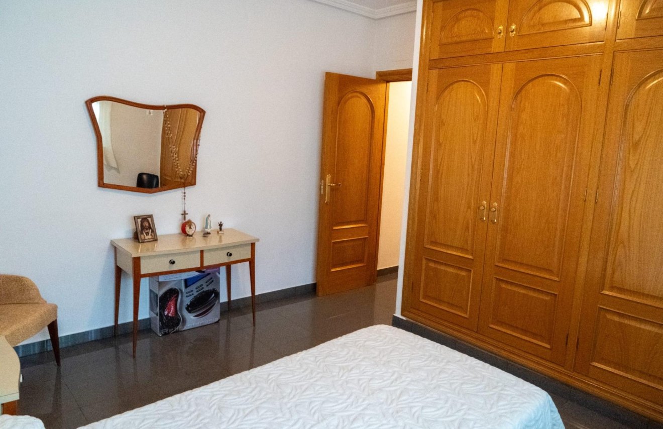 Resale - Chalet - Santomera