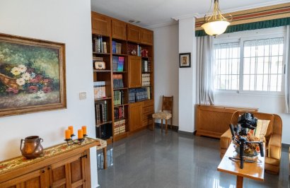 Resale - Chalet - Santomera