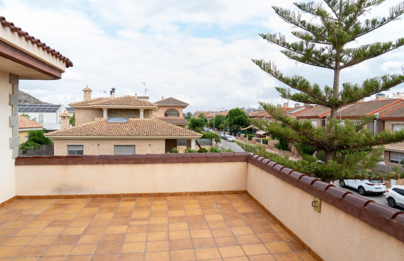 Resale - Chalet - Santomera