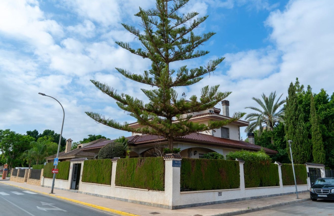 Resale - Chalet - Santomera