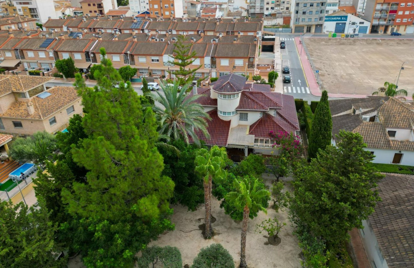 Resale - Chalet - Santomera