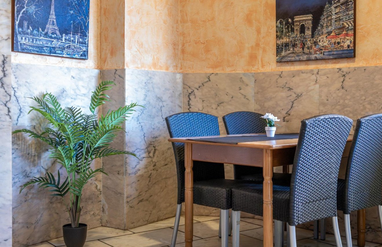 Reventa - Local comercial - Torrevieja - Estacion de autobuses