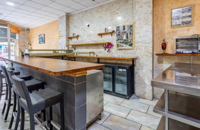 Reventa - Local comercial - Torrevieja - Estacion de autobuses