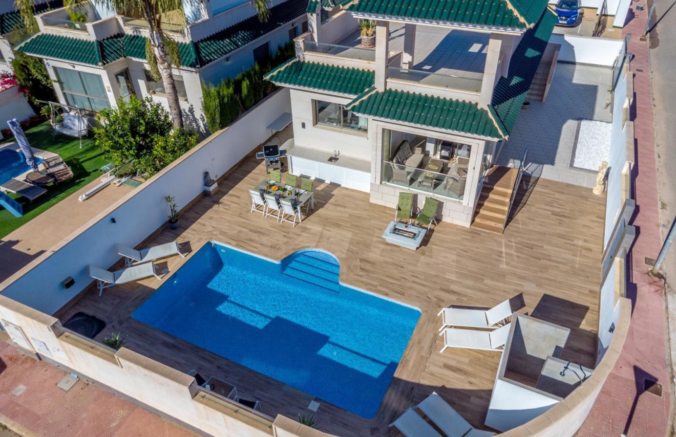 Reventa - Chalet - Ciudad quesada - Lo marabú