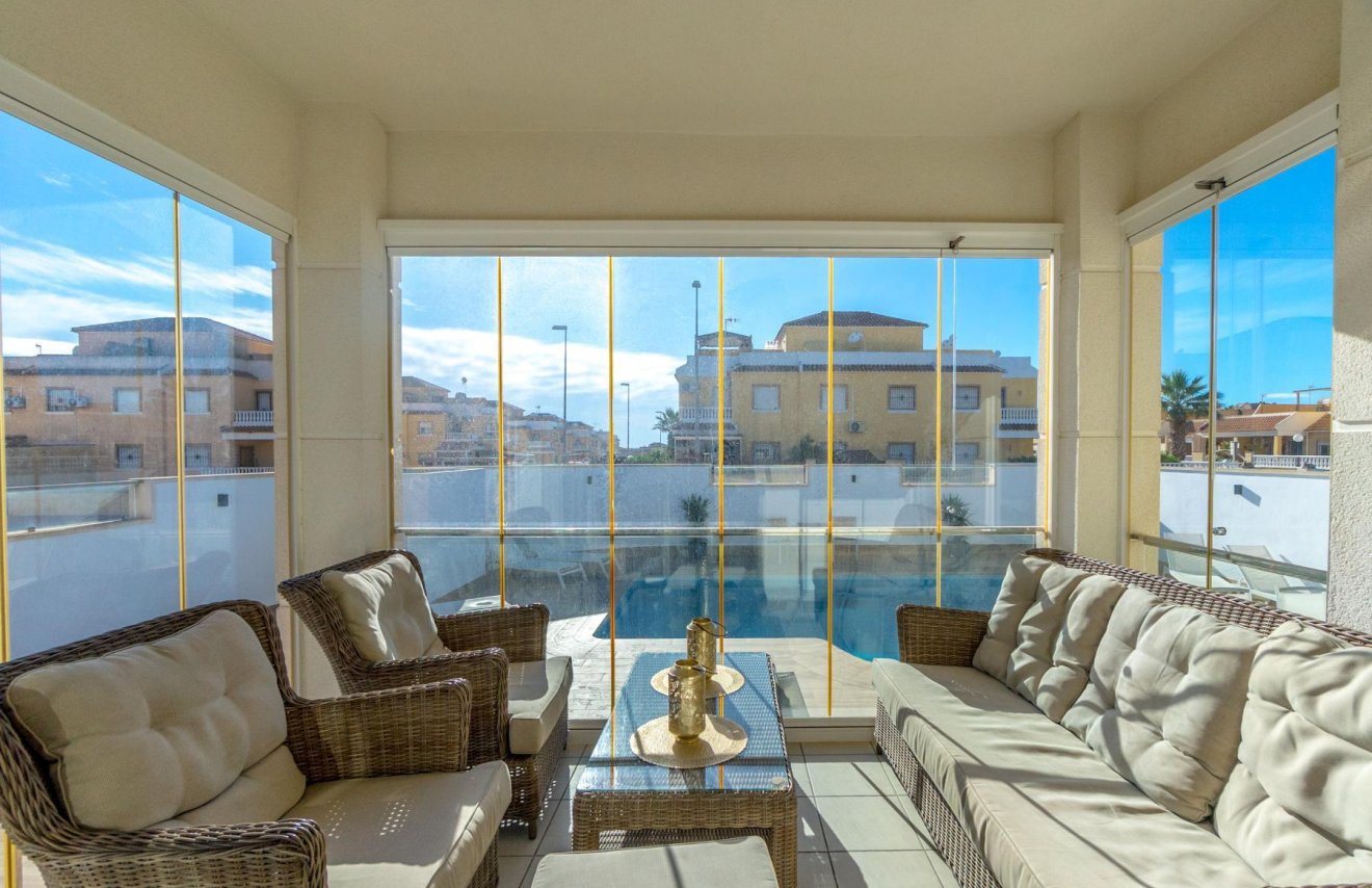 Reventa - Chalet - Ciudad quesada - Lo marabú