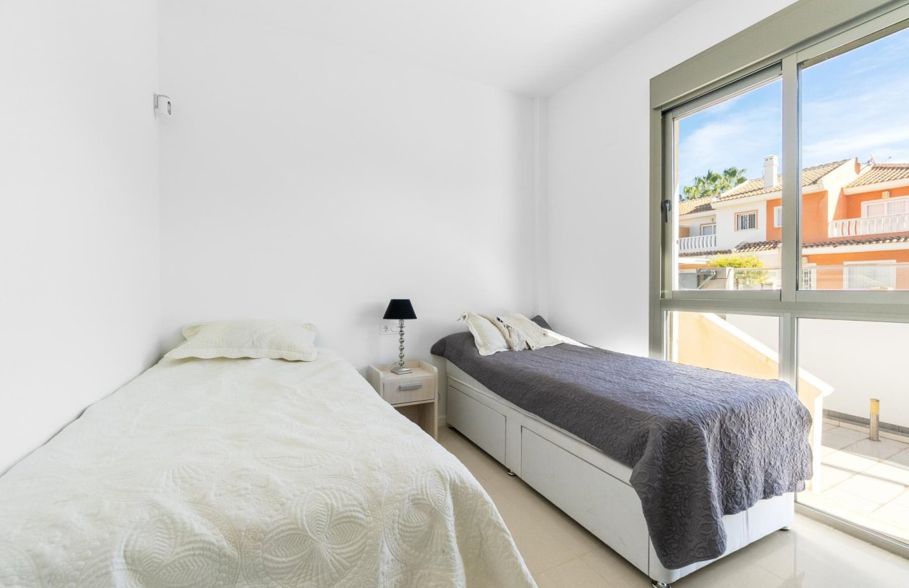 Reventa - Chalet - Ciudad quesada - Lo marabú